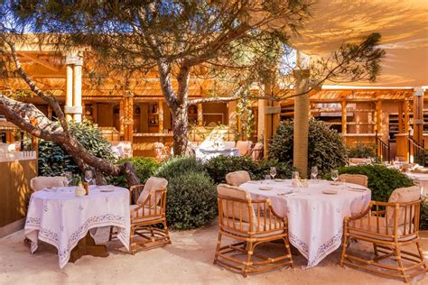 gigi beach club st tropez
